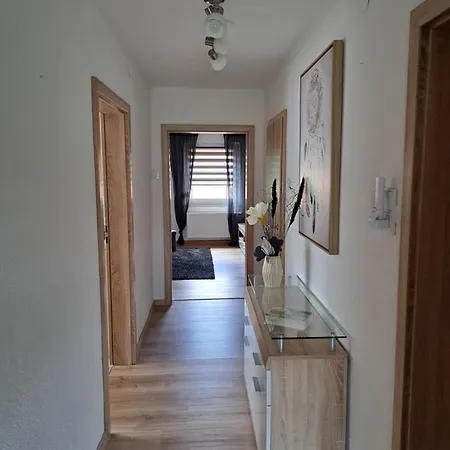 Gemütliche Dachgeschoss-ferienwohnung Nahe Brombachsee Und Bahnhof Apartamento Rottenbach (Roth)